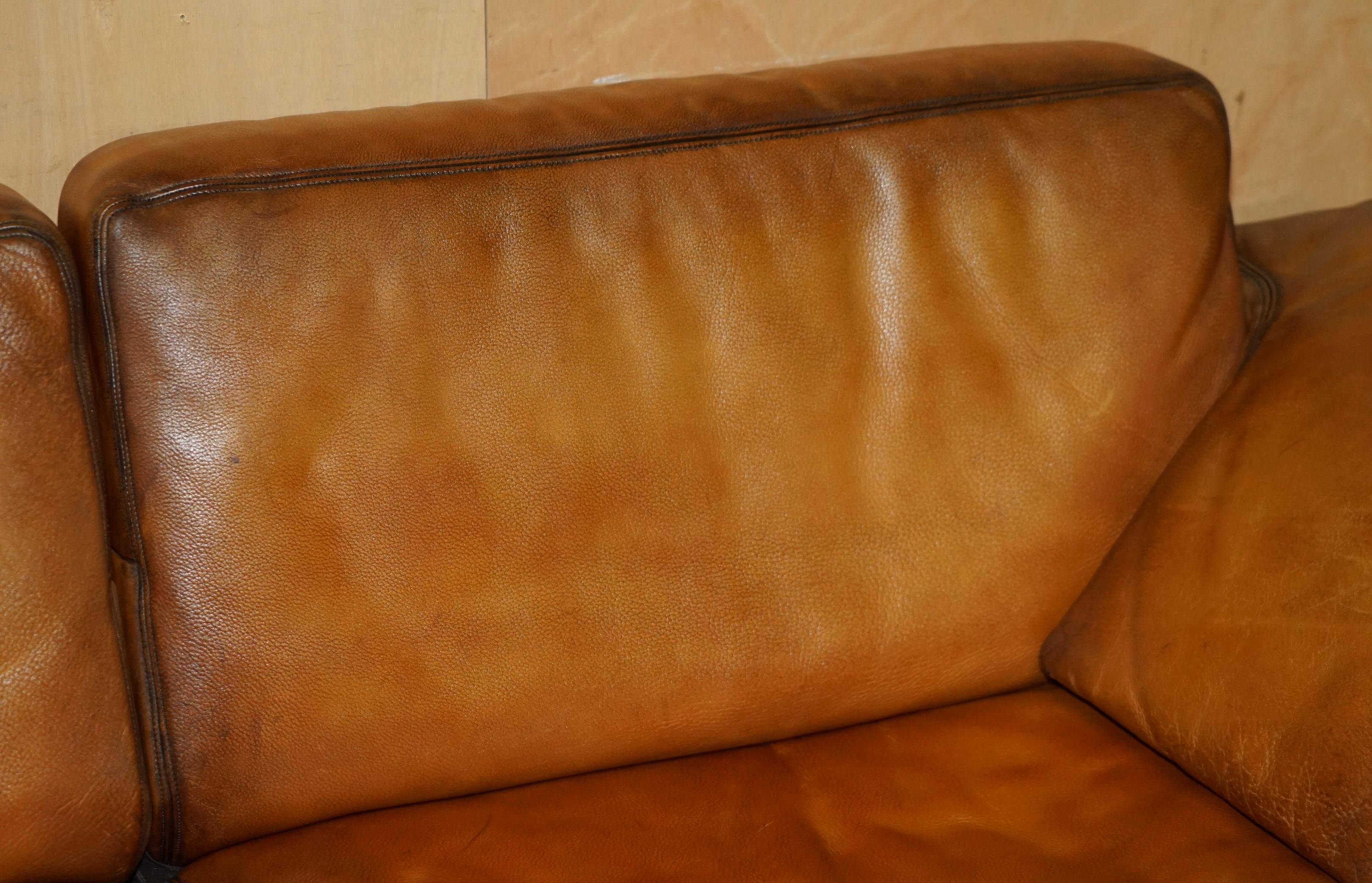 Three-seater sofa De Sede DS17 in restored leather.