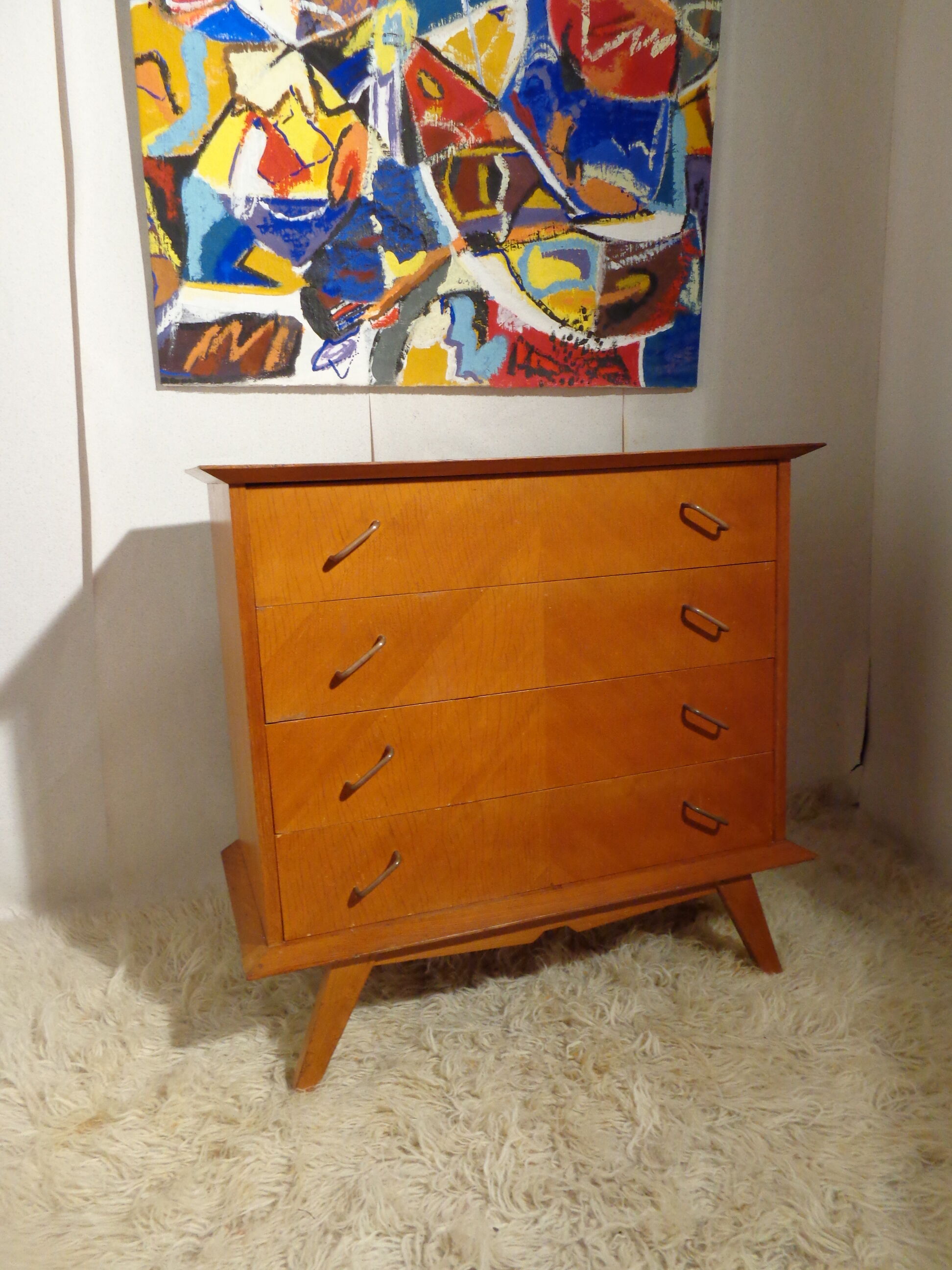Vintage chest of drawers from the 50s compass