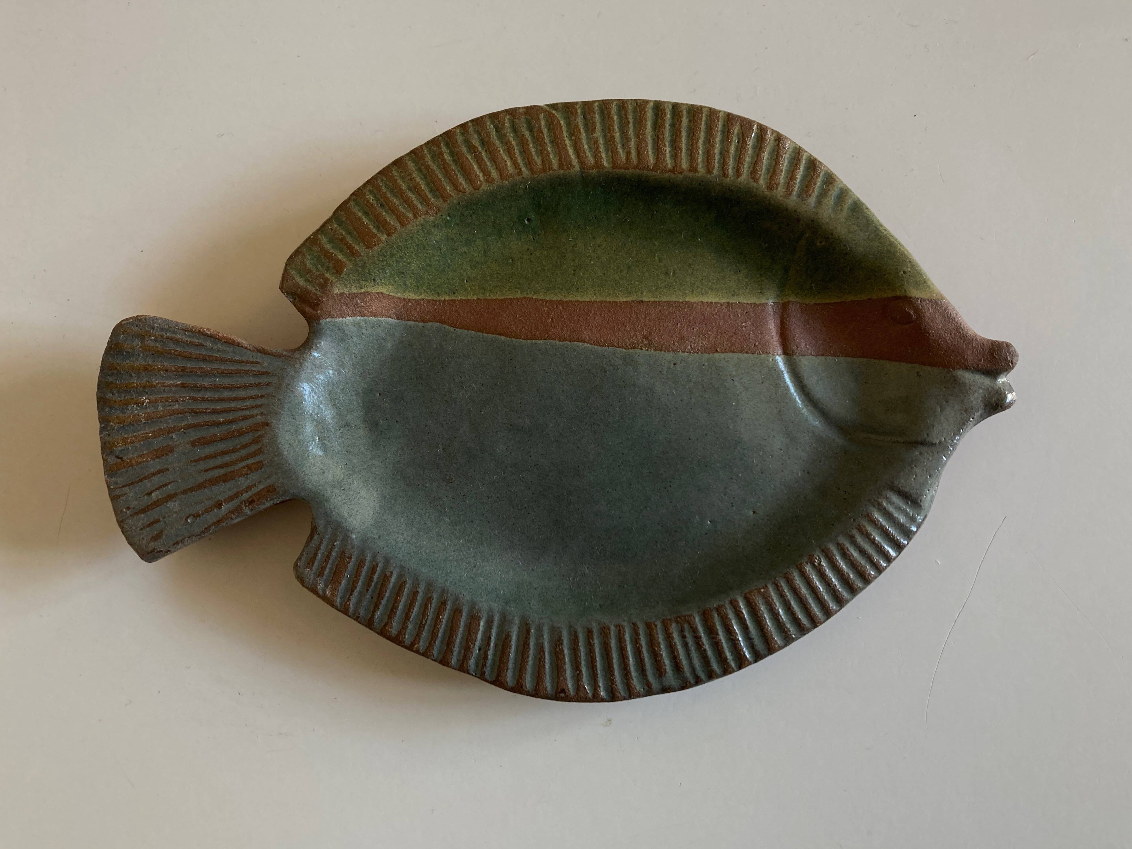 Empty fish pocket 1970s in glazed earthenware