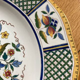 Sarreguemines plate with Montmorency decor