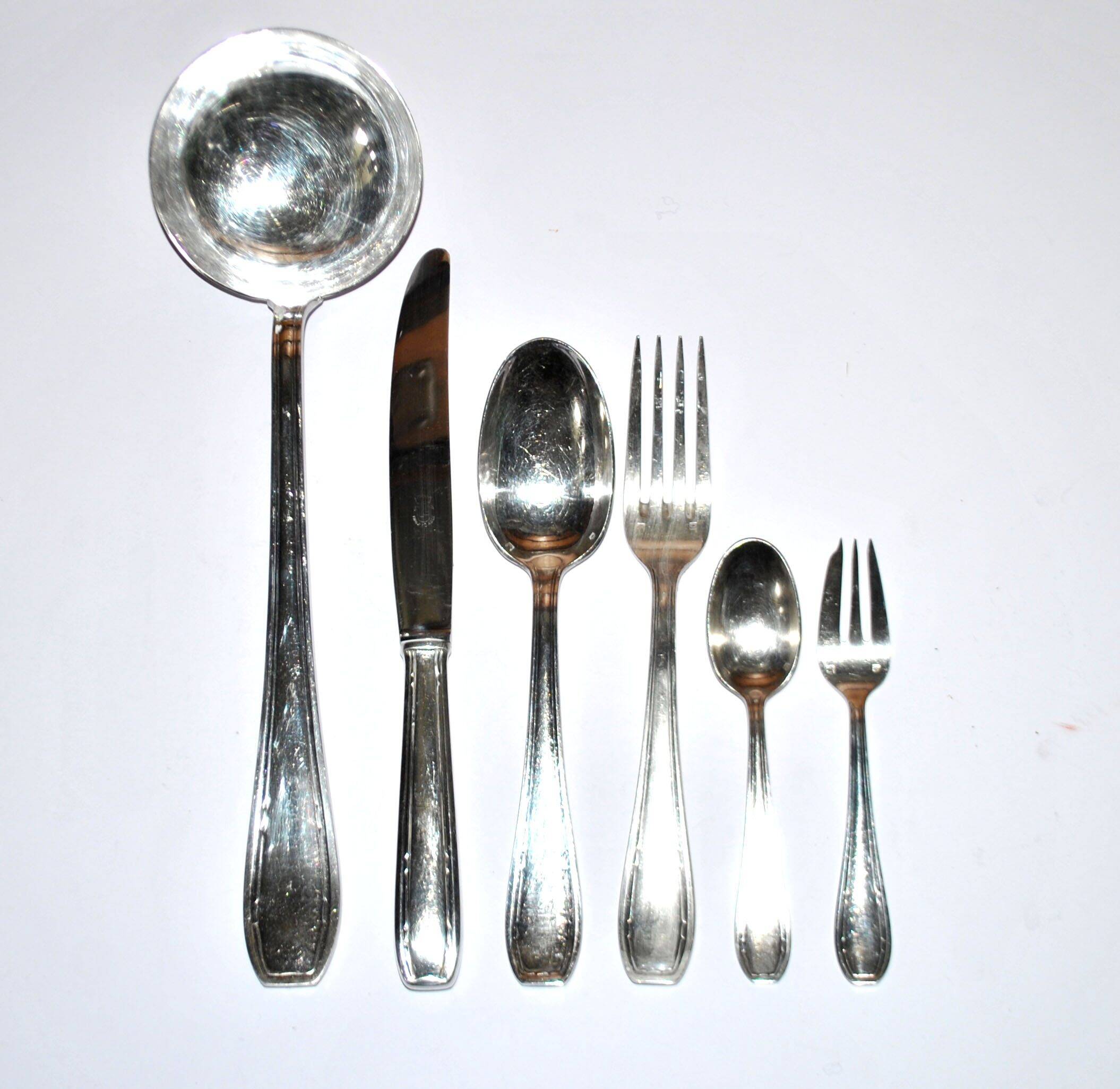 LCF Le Couvert Français cutlery set 60 place settings dessert table modernist design 1950