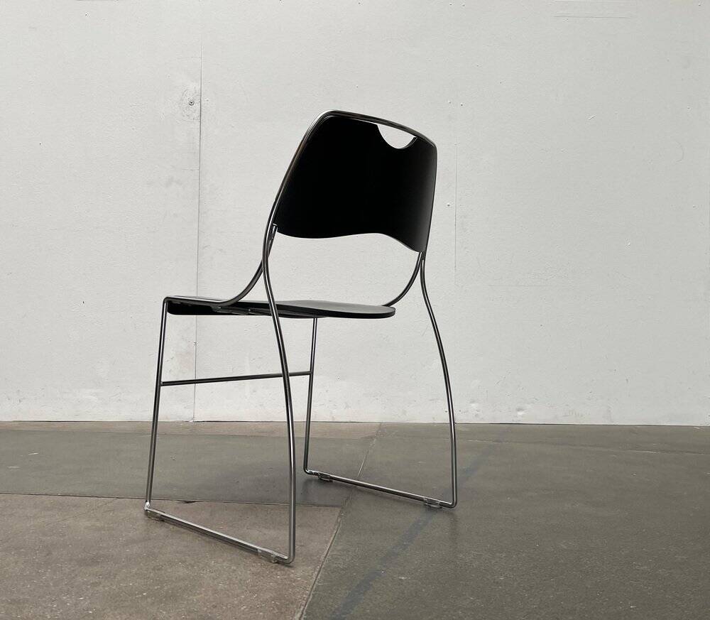Set of minimalist postmodern stackable chairs, 1980s.