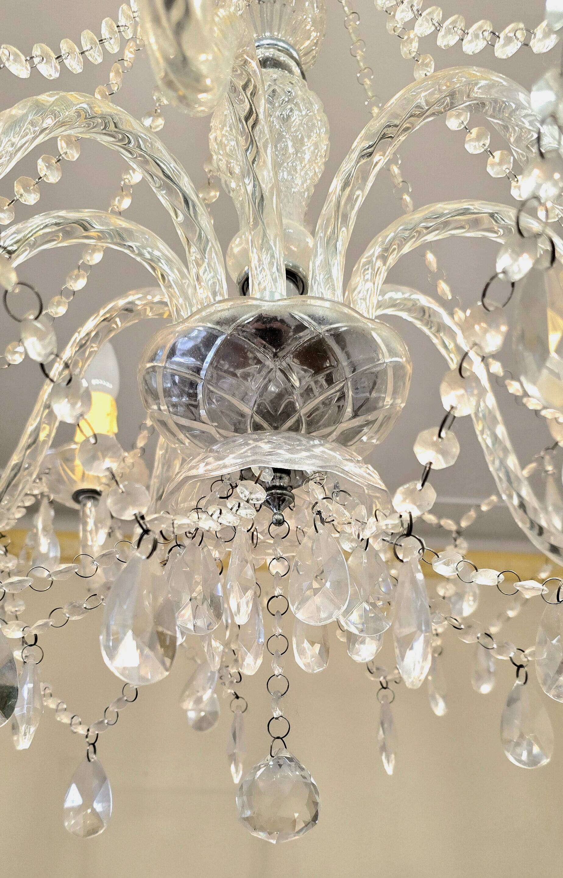 Glass chandelier with polypropylene arms – 9 lights