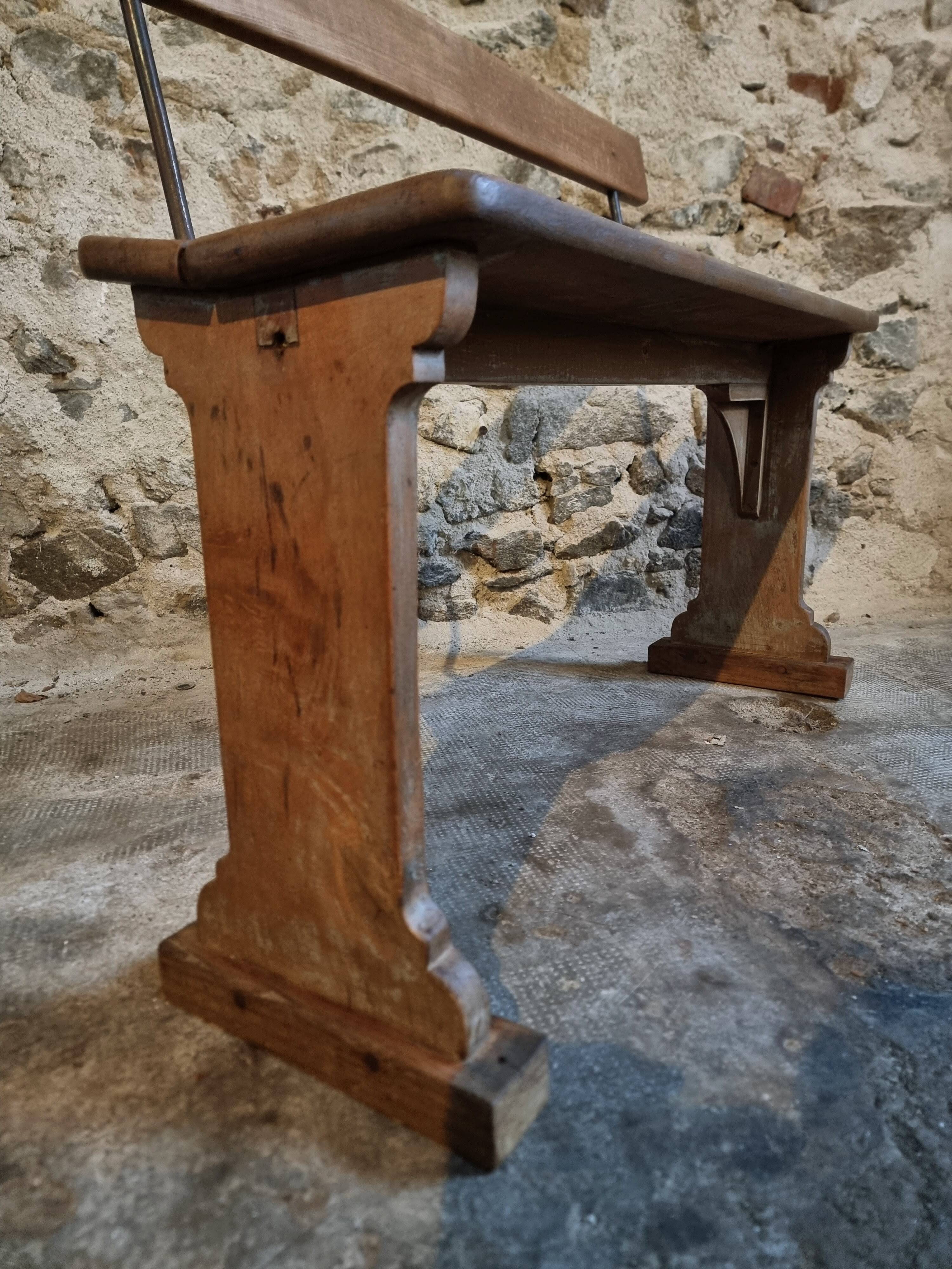 Banc en bois français vintage des années 1920 – Banc en hêtre massif avec dossier