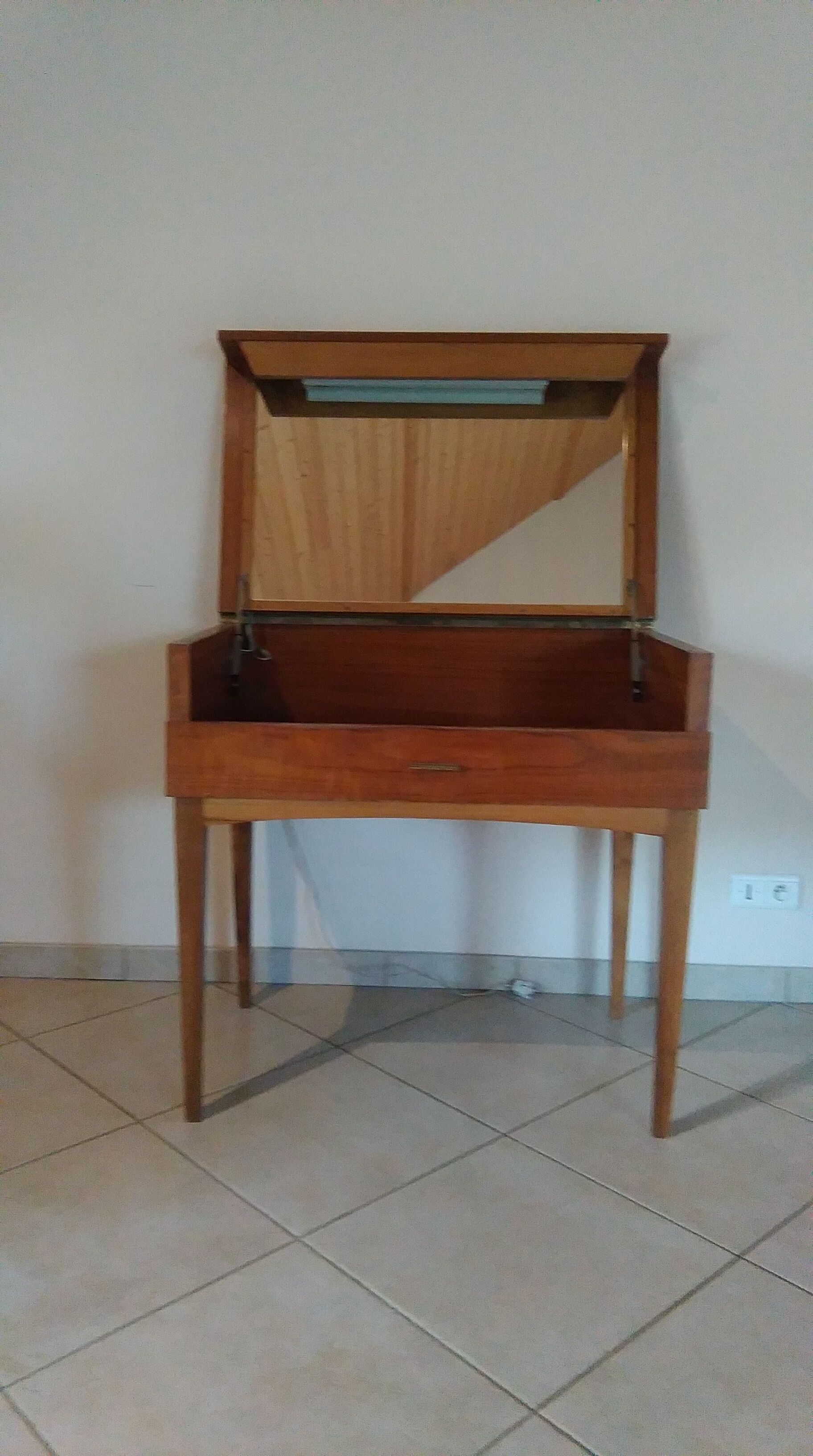 Scandinavian hairdresser of the 1960s