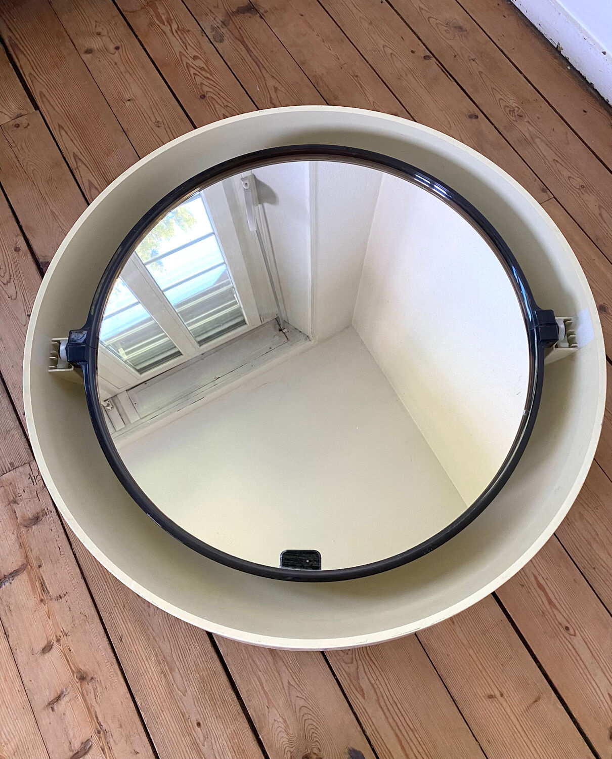 Round mirror Allibert model A41 Space Age 1970