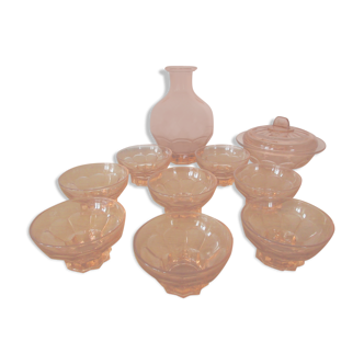 Set of 8 pink flared glasses and carafe