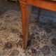 Table en bois ovale