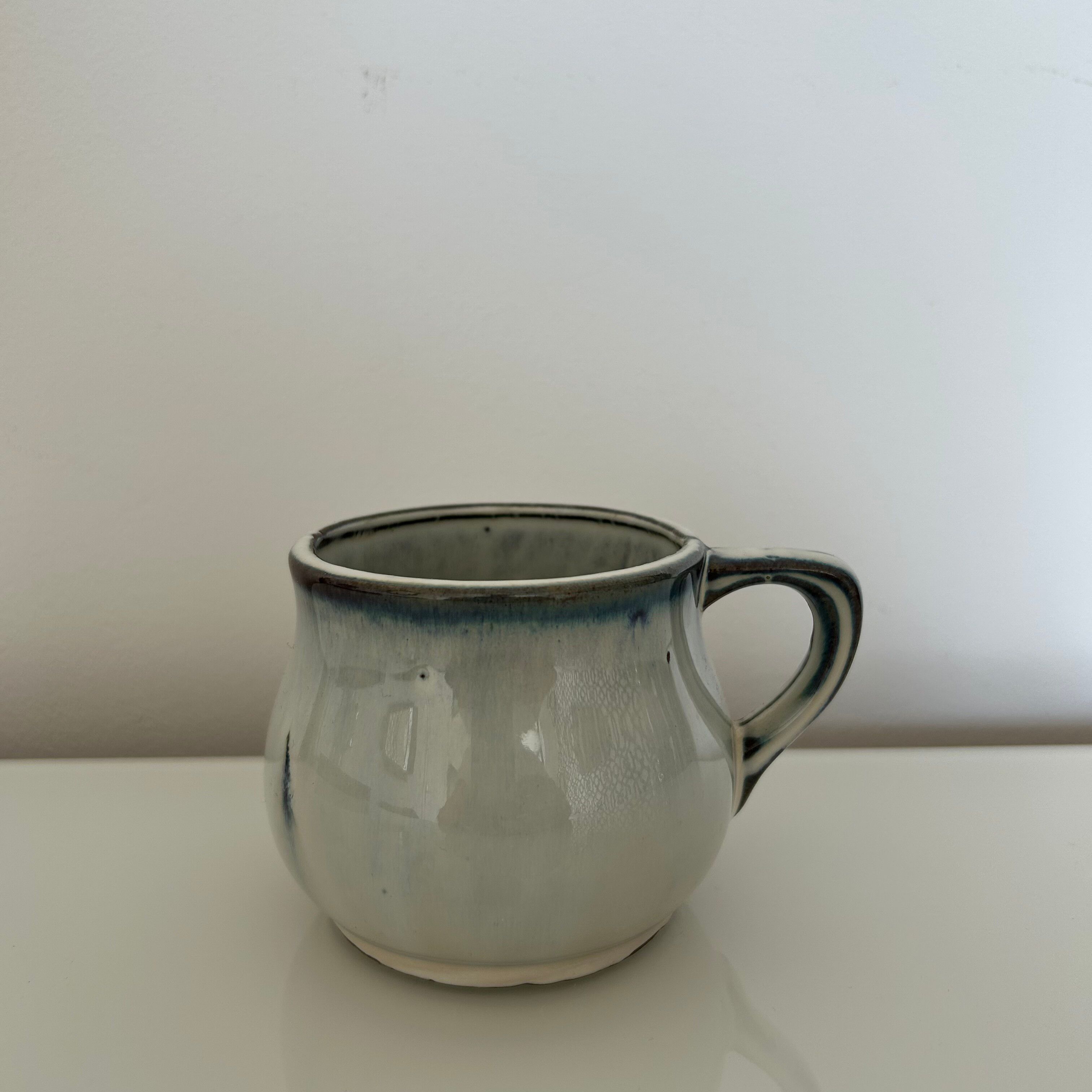Blue and grey gradient mug