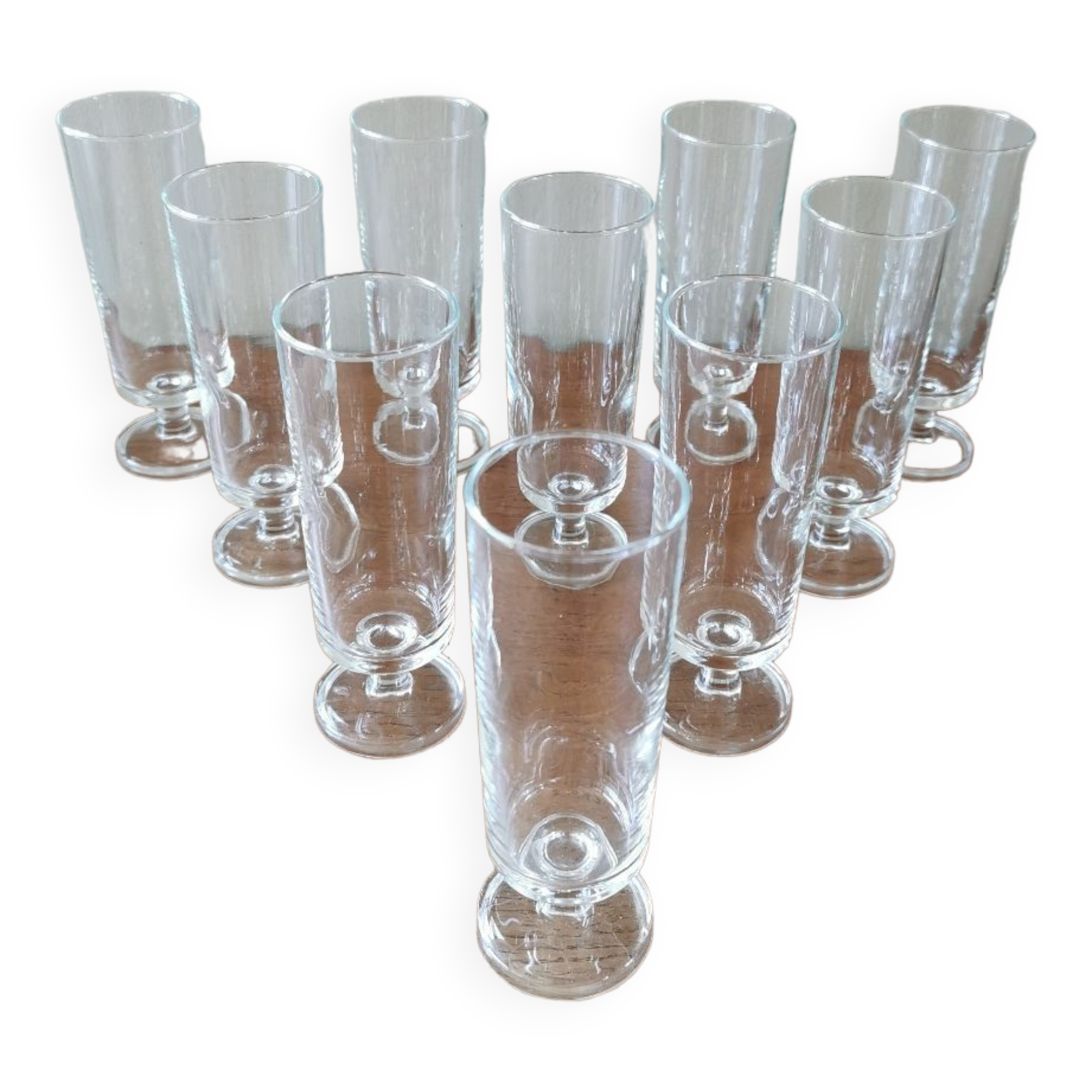 Suite of 10 vintage champagne flutes