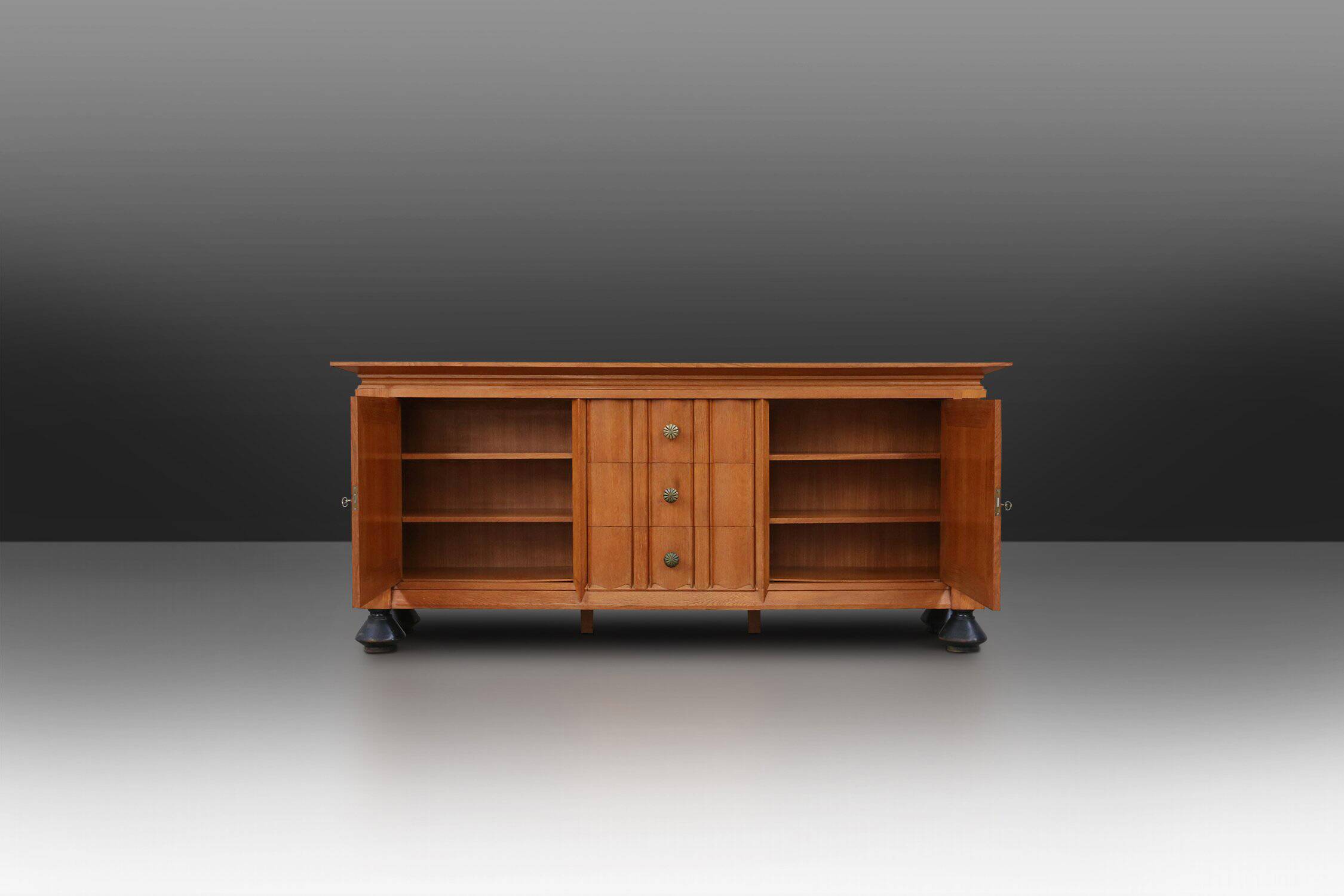Art Deco brutalist Belgian Oak and Brass Sideboard, 1940s