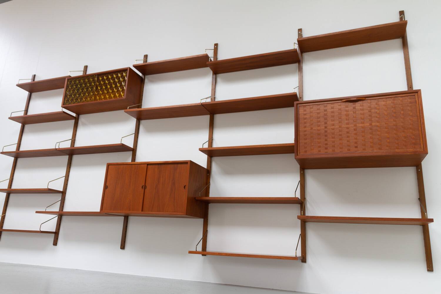 Danish Modern 5-Bay Modular Teak Wall Unit by Poul Cadovius for Cado, 1950s