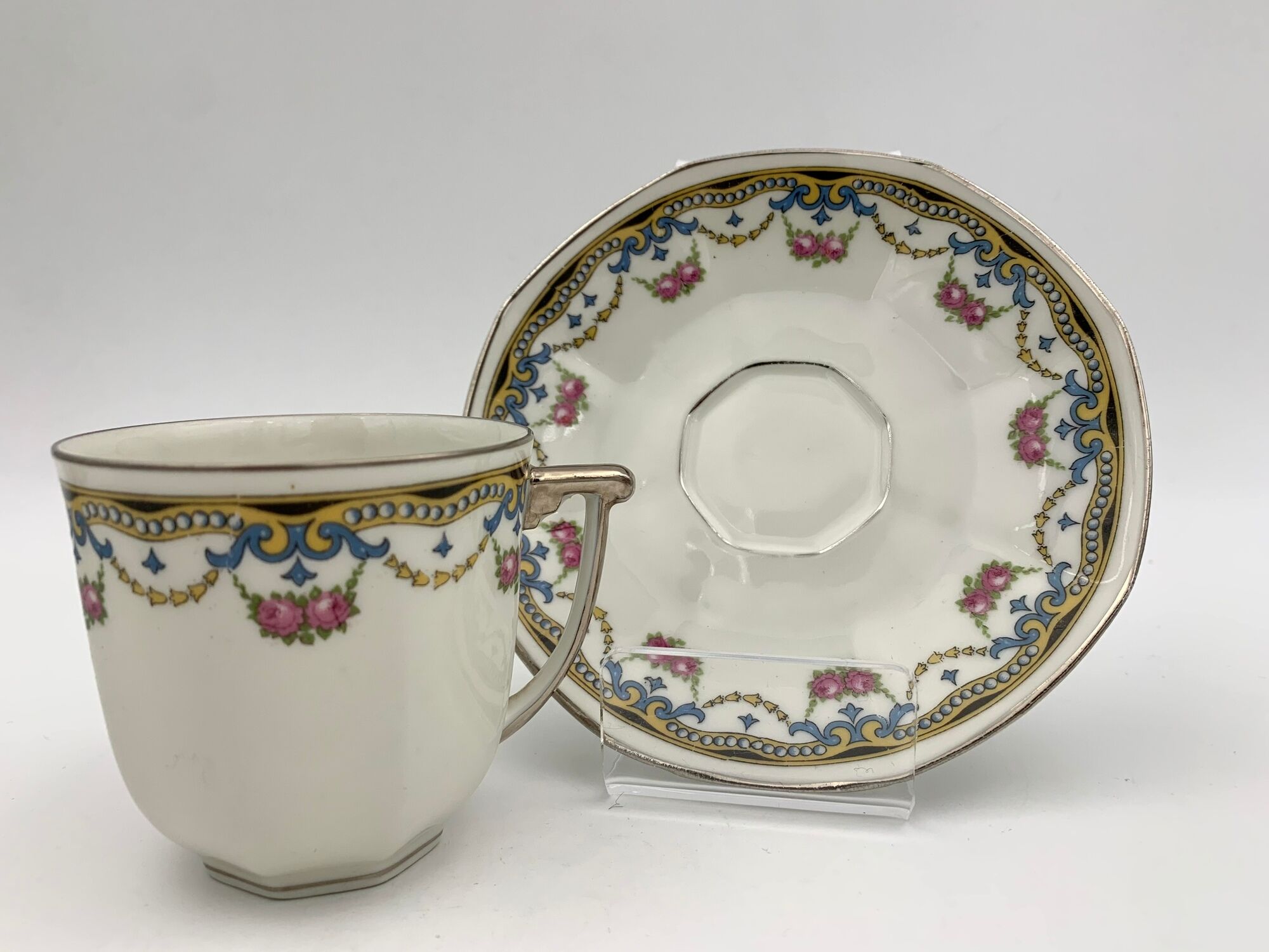 Large porcelain coffee service, 33 pieces, signed RAYNAUD - Cie Limoges - 1940s