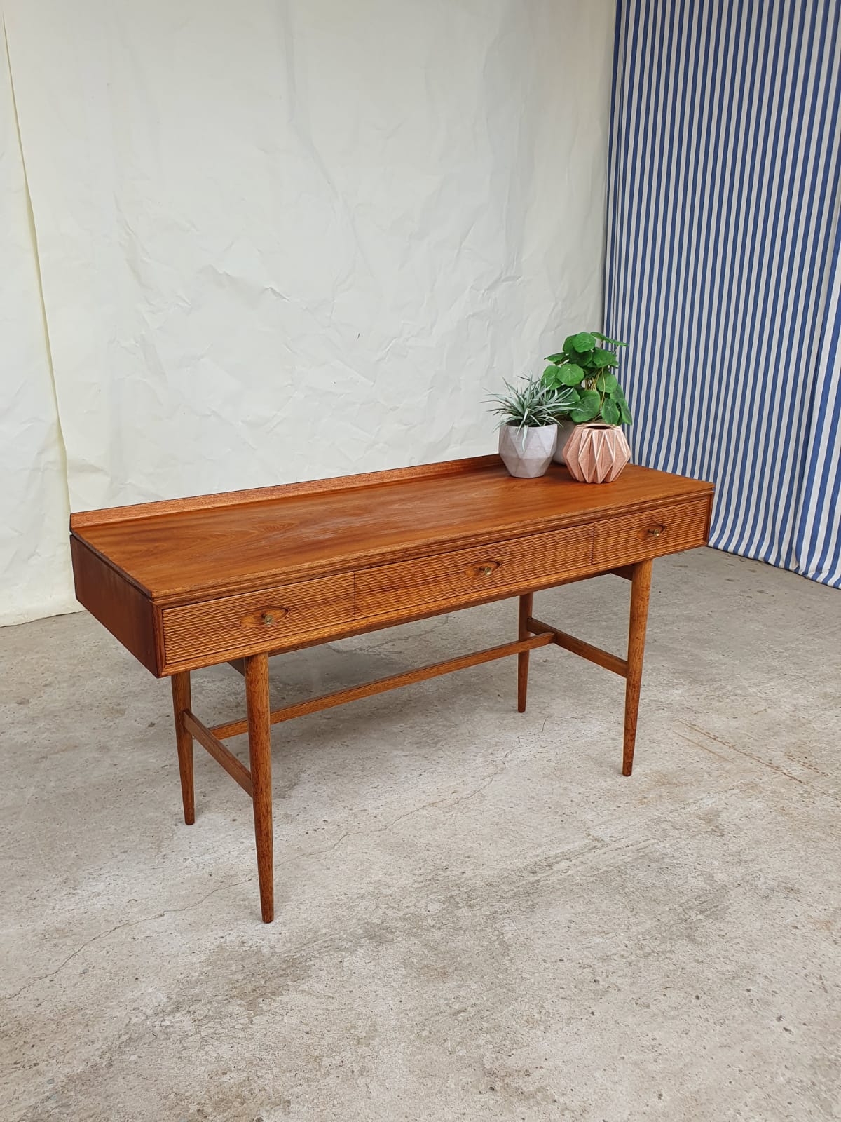 Mid century desk by Archie Shine