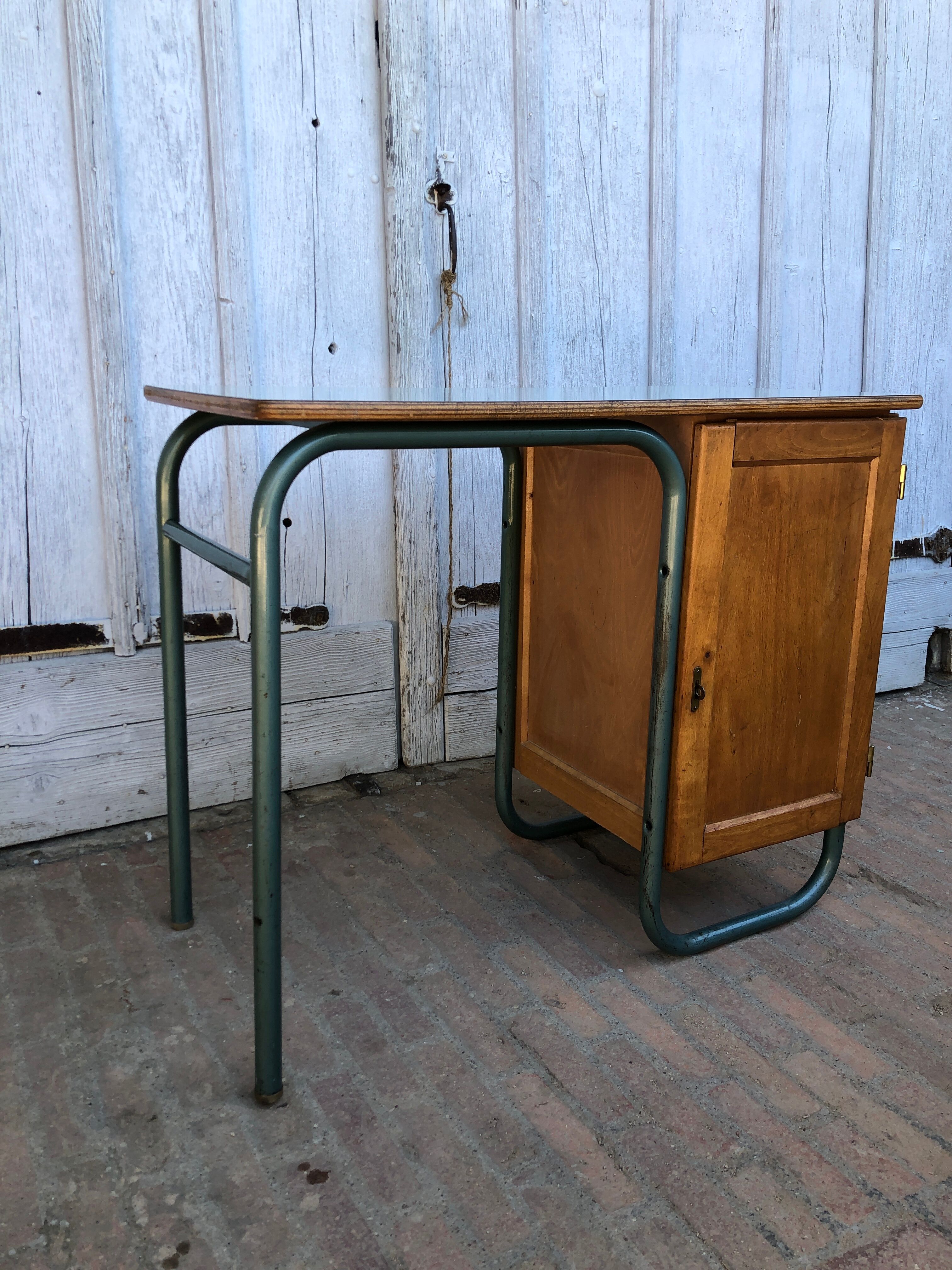 Office 1950 tubular metal and mint green formica