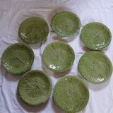 8 assiettes plates anciennes en barbotine