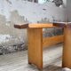 Paire de bancs en pin Charlotte Perriand Les arcs
