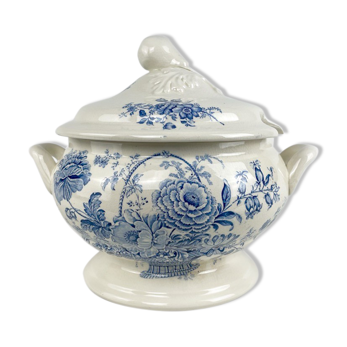 English soup in Crown Devon fine earthenware