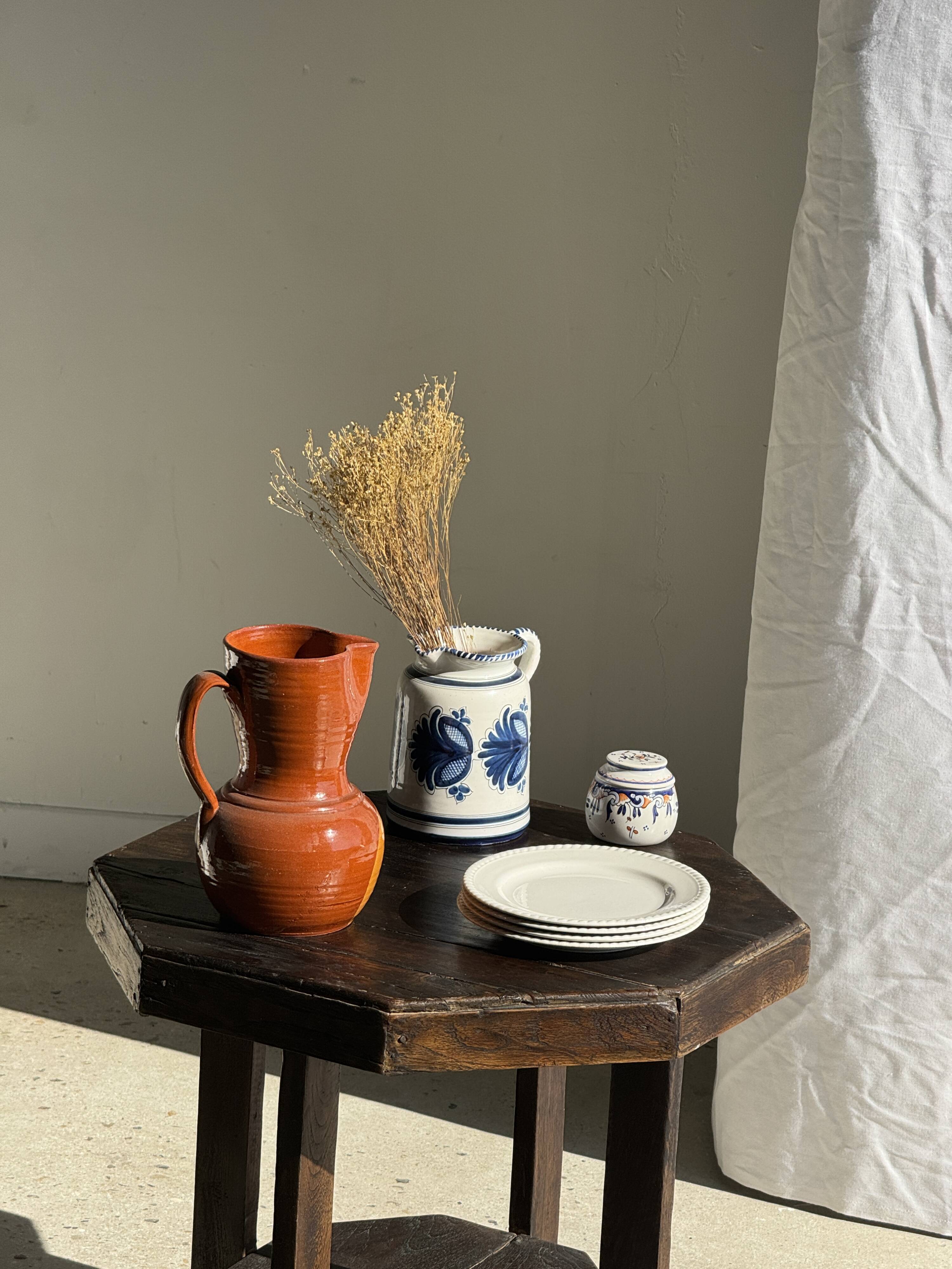 Small water butter dish in vintage earthenware with blue and orange floral patterns D10