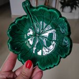 Leaf cup