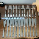 Stainless fish cutlery, 12 knives and 12 forks