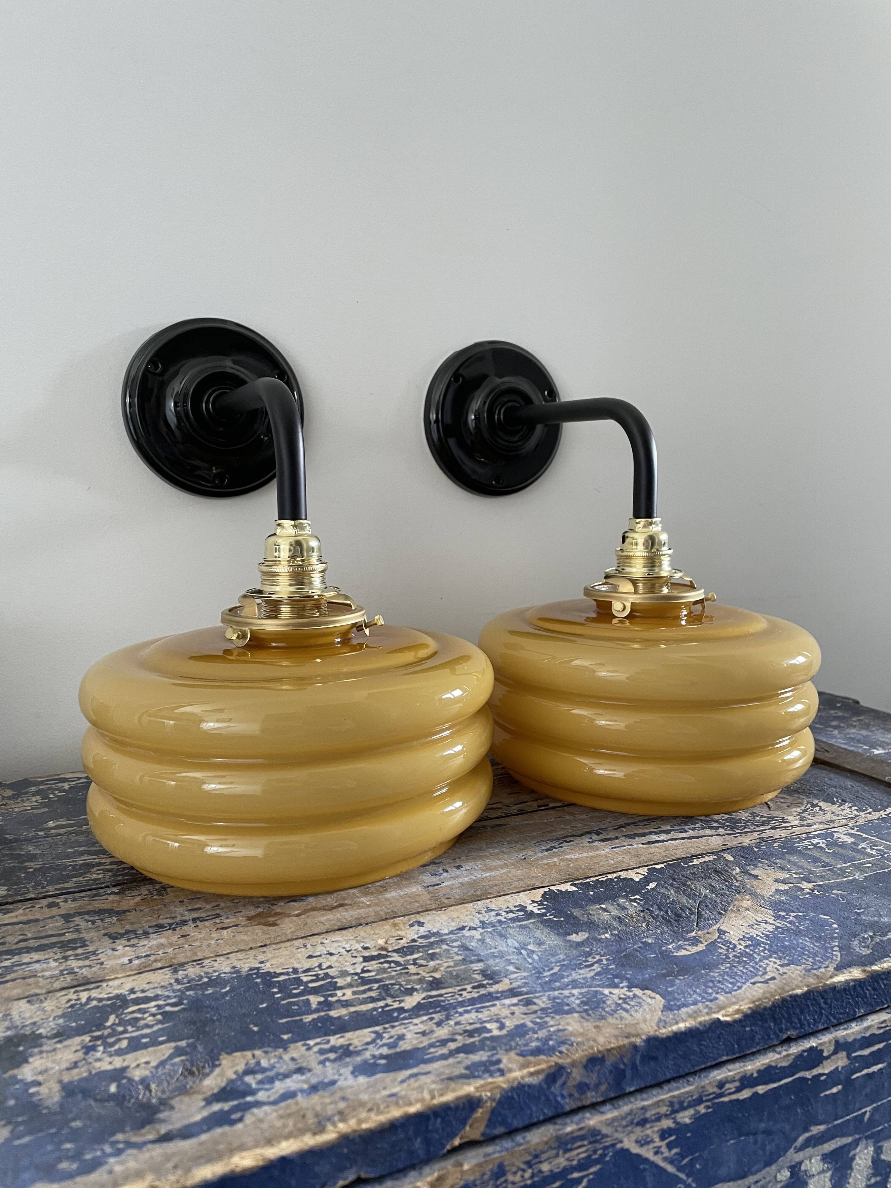 Paire d’appliques art deco électrifiées à neuf