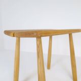 Sculptural mid-century stool in solid oak by Carl Gustaf Boulogner, Sweden, 1950s.