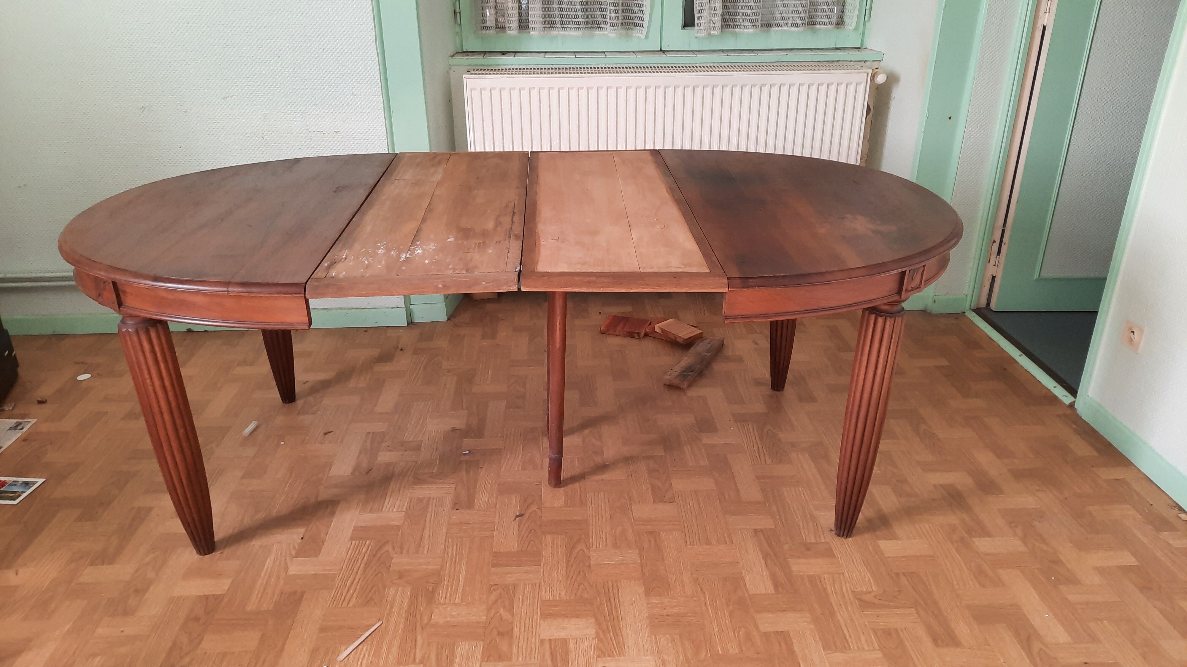 Table ronde style art déco