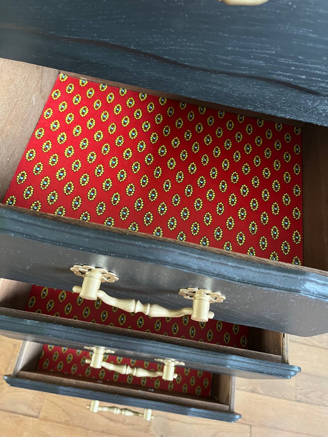 Old chest of drawers refurbished