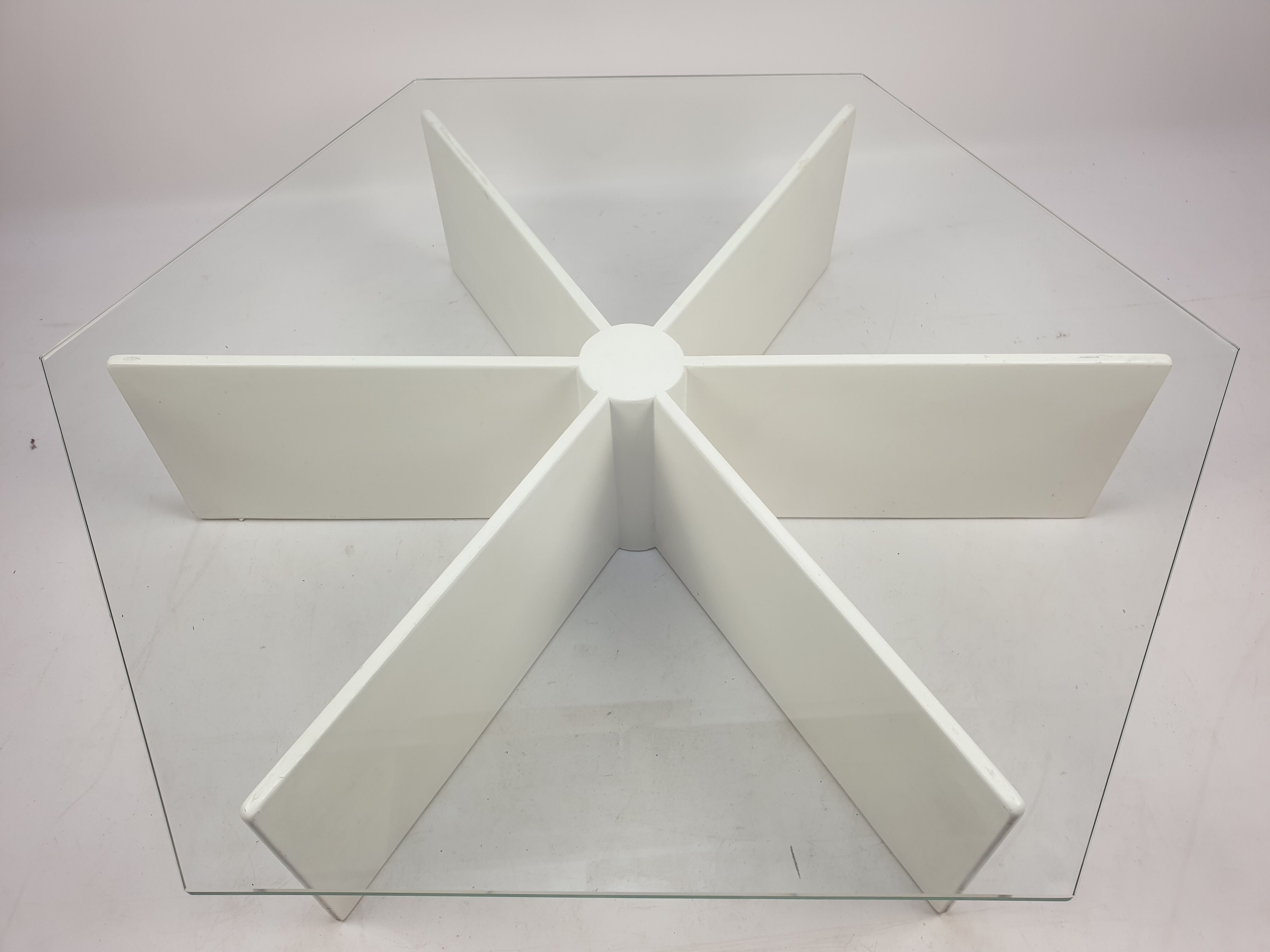 Spider Table model T878 by Pierre Paulin for Artifort 60's