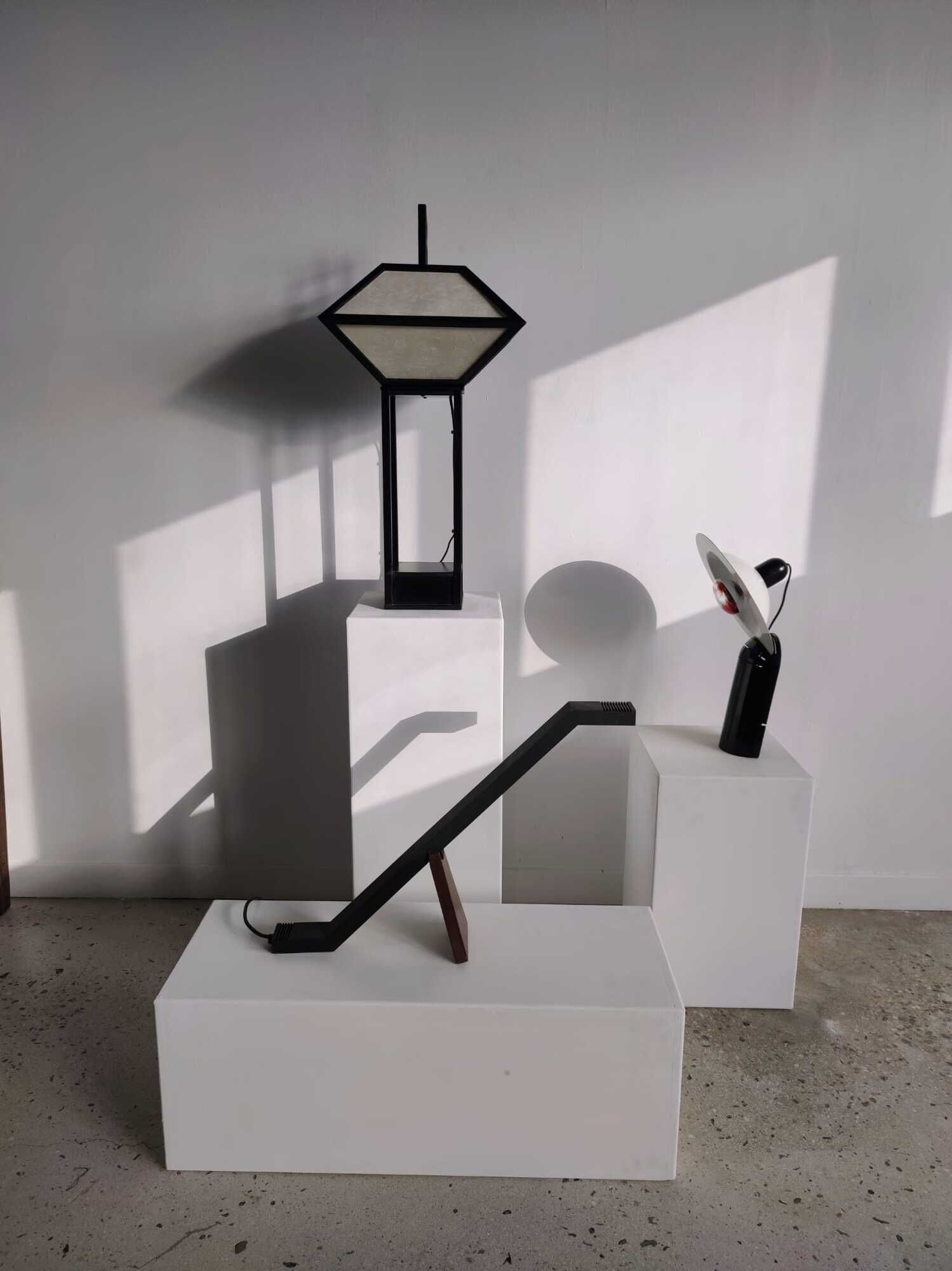 Japanese lamp in black lacquered wood and rice paper H:75cm