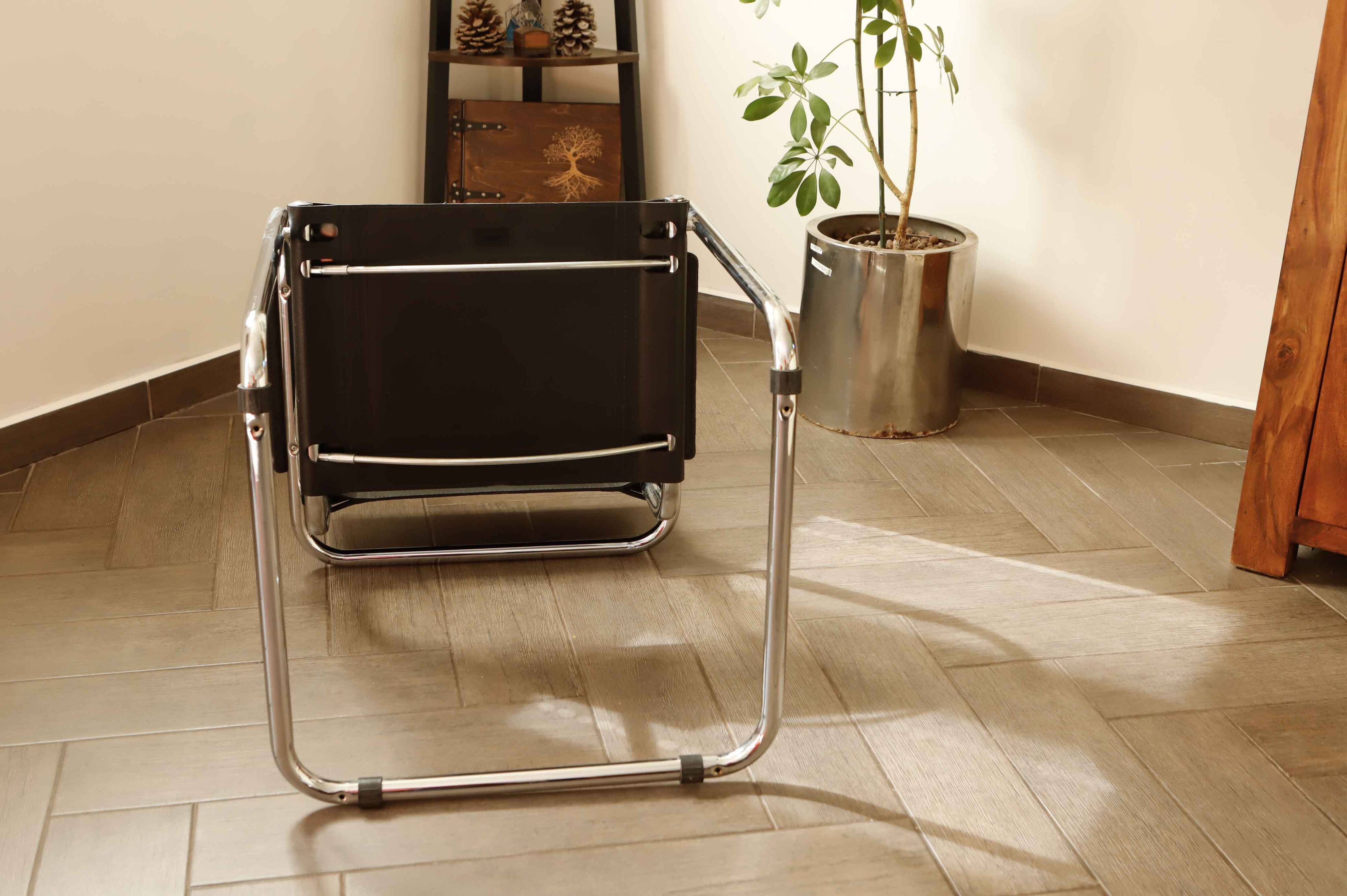 Mart Stam Style Cantilever Chairs – S34 Inspired, Chrome Frame, Leather Uph