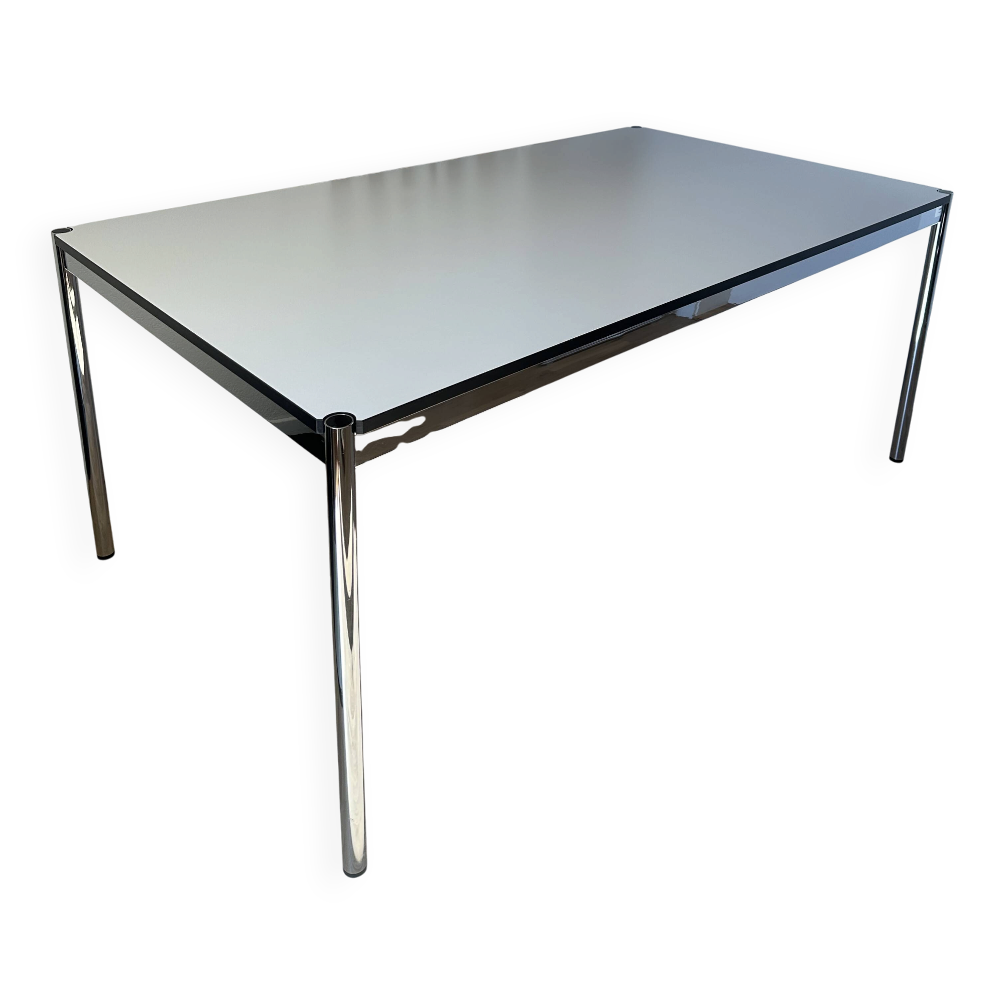 Bureau USM Haller en stratifié gris perle