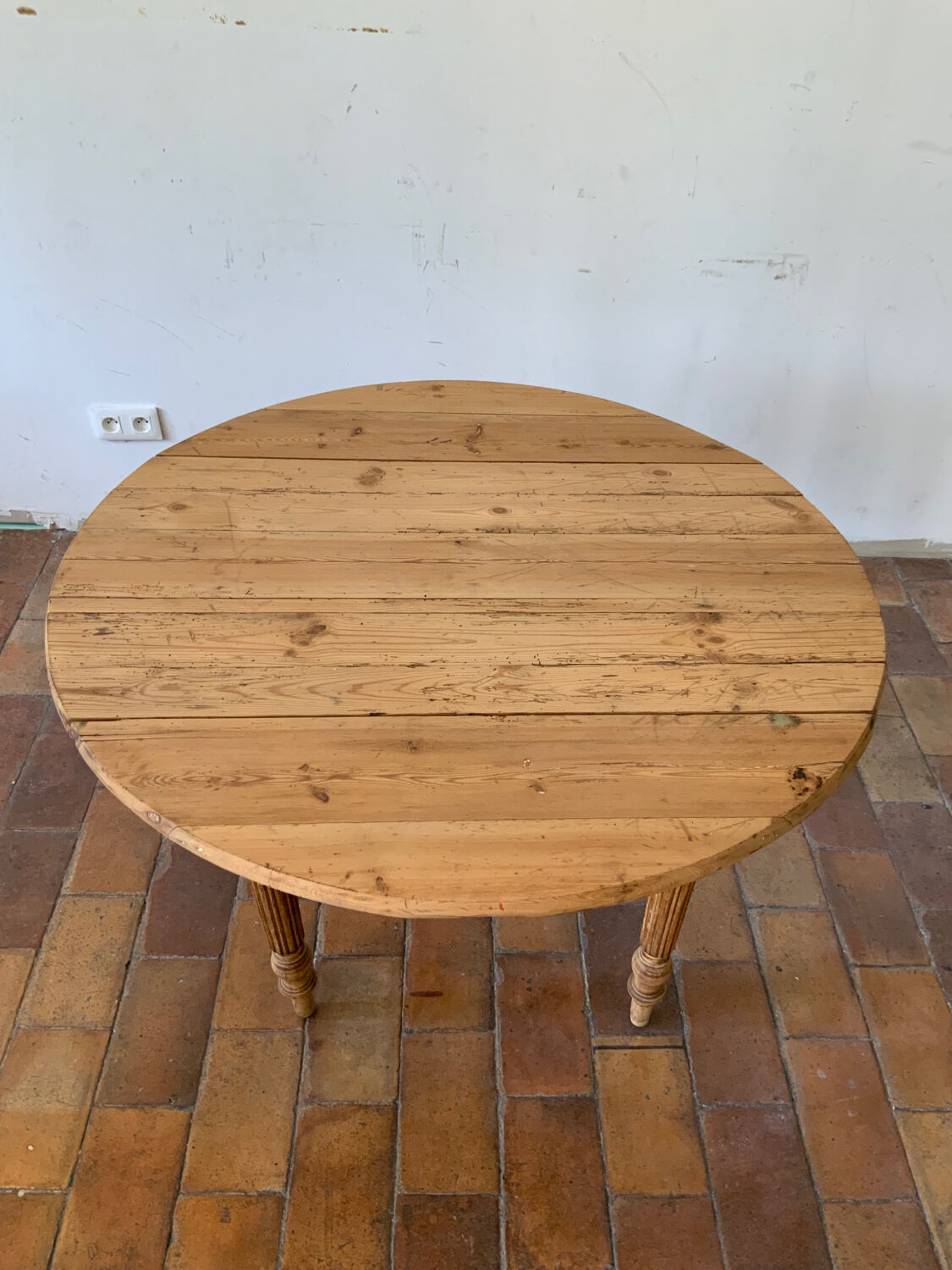 Table Louis Philippe