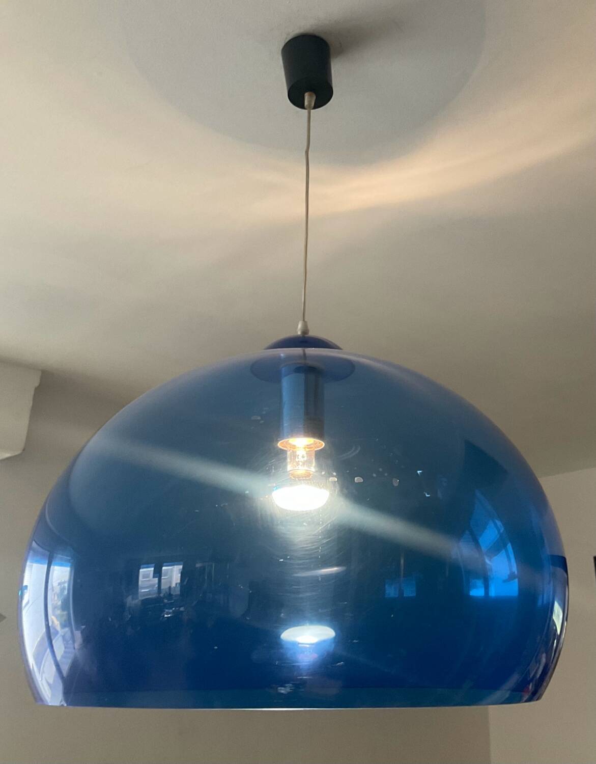 Suspension Kartell par Ferrucio Laviani