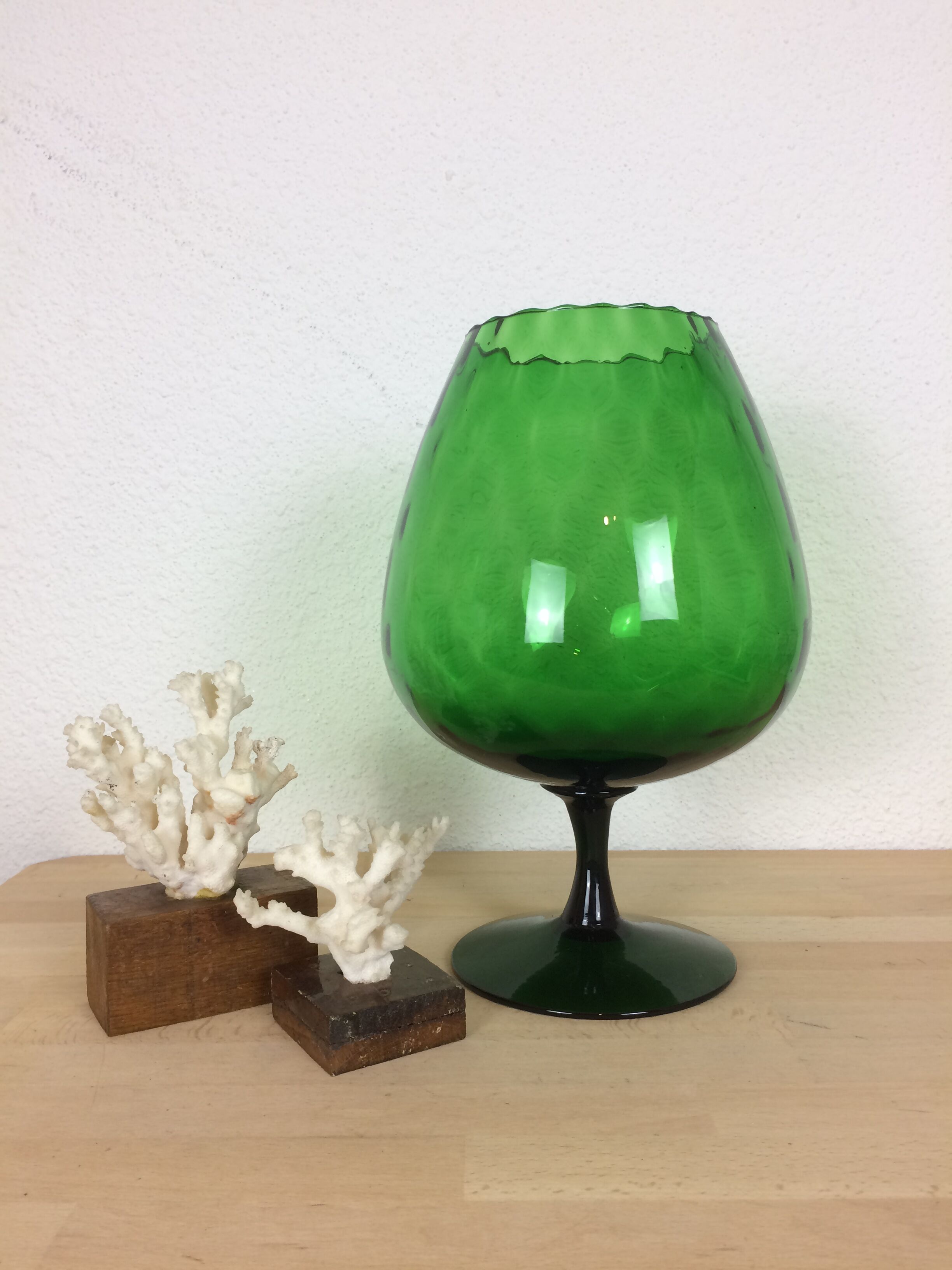 Green Empoli glass vase, cut on foot