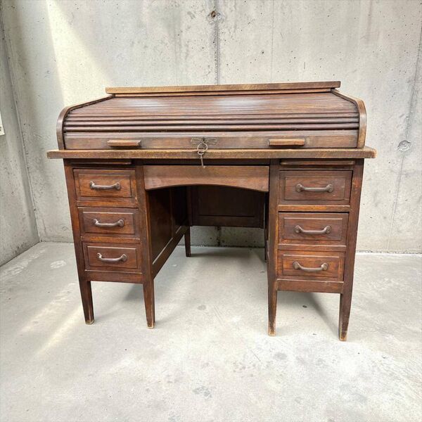Bureau américain vintage en bois avec volet roulant