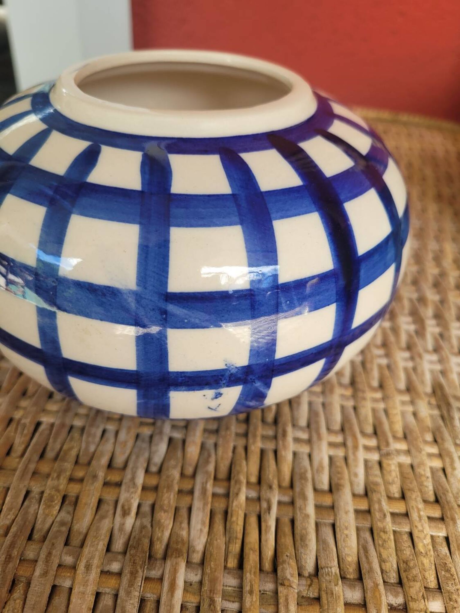 Vase boule en céramique peint à la main