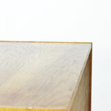 Buffet U 450 de Jiri Jiroutek , Interier Praha, Tchécoslovaquie années 1960