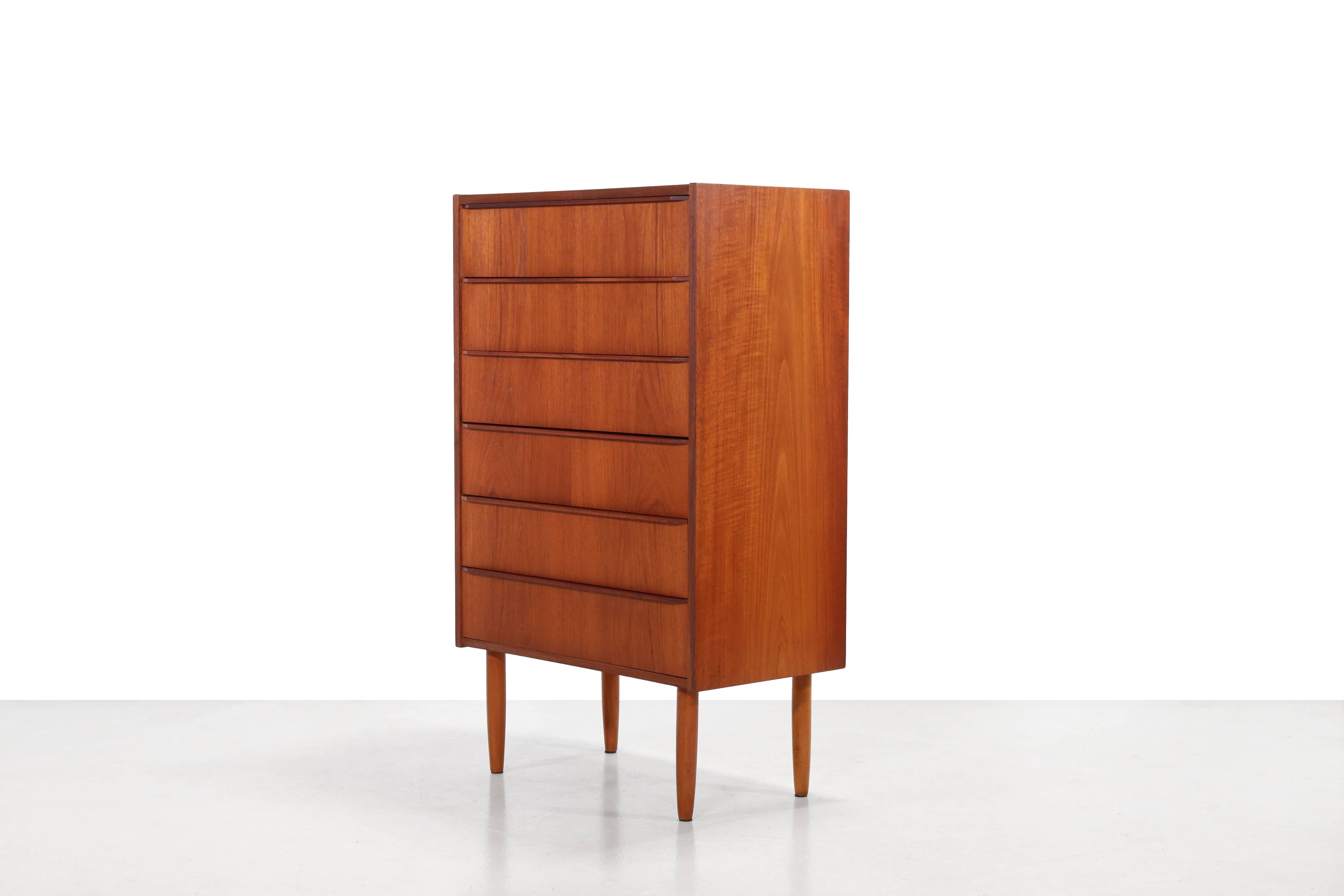 Danish teak design chest of drawers