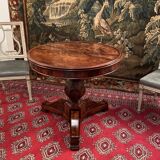 Gueridon in mahogany flame of the 19th century restoration