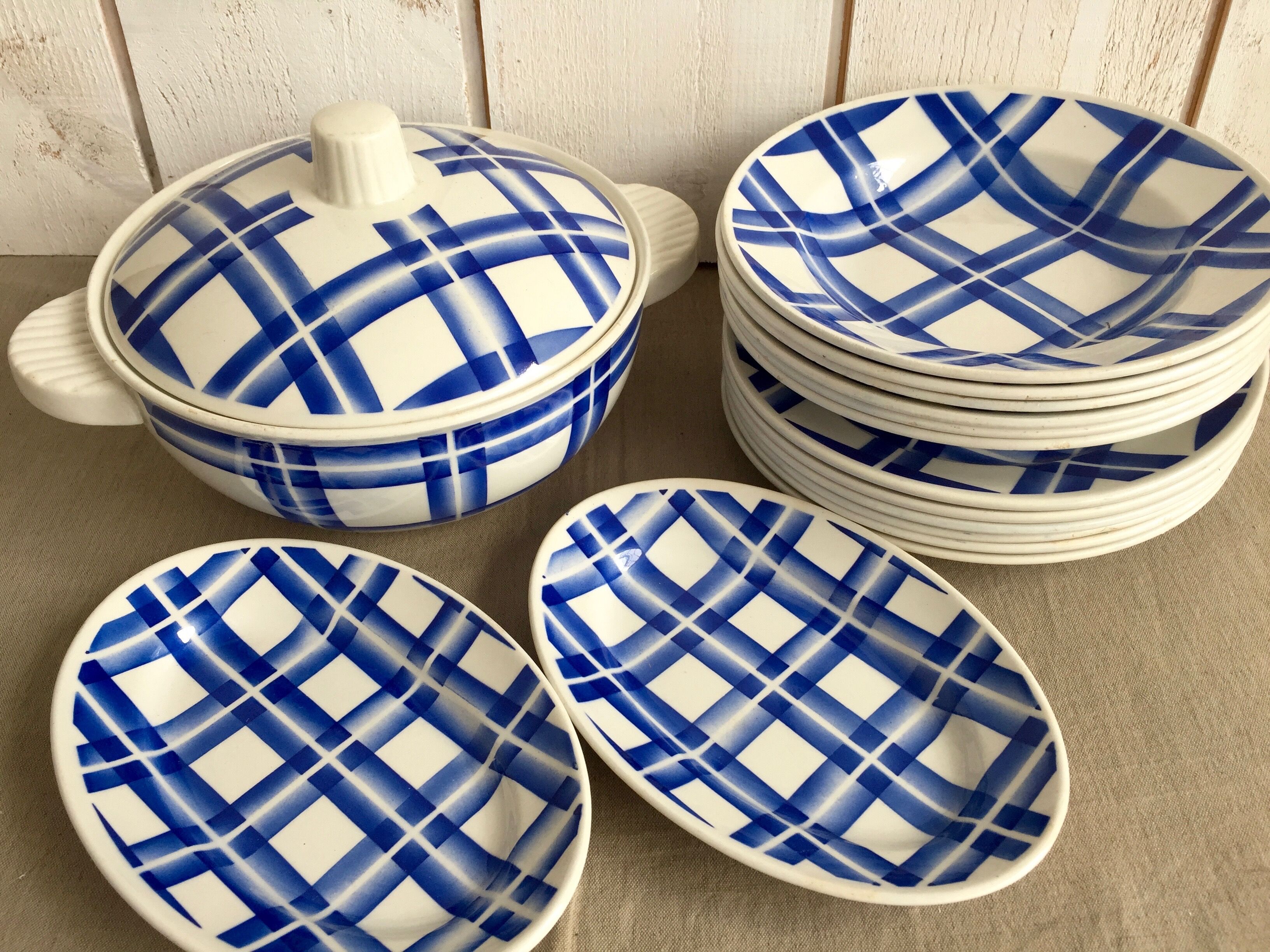 6 hollow plates of Badonviller earthenware