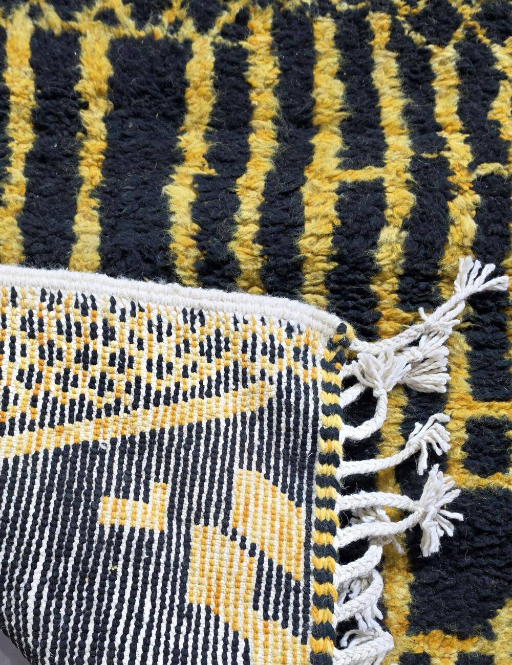 Tapis Berbère Contemporain - 300 x 258 cm