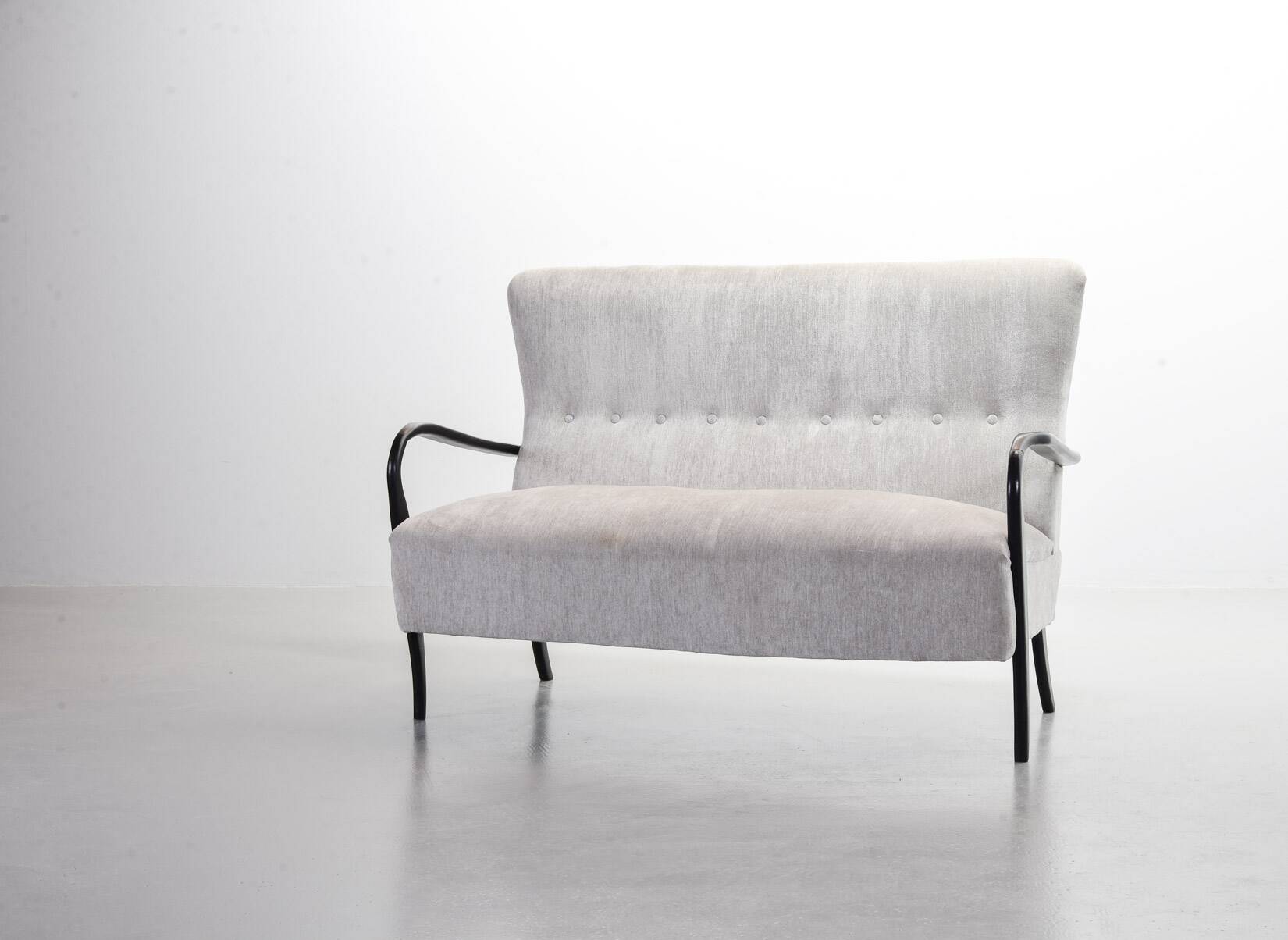 Guglielmo Ulrich Two Seat Sofa in Grey Silver Fabric. Italy, 1950s
