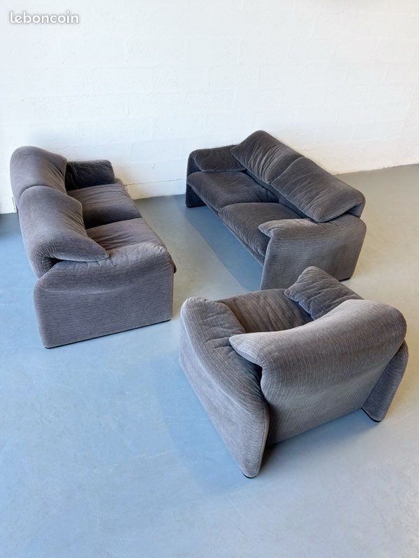 Vintage Cassina Maralunga Sofa Set
