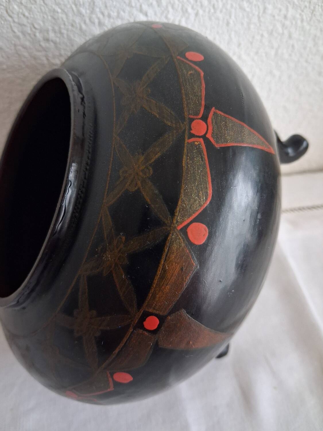 Chinese lacquer bonbonnière