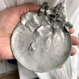 Art Nouveau ashtray in pewter signed L. Kann, foundry Siot-Decauville