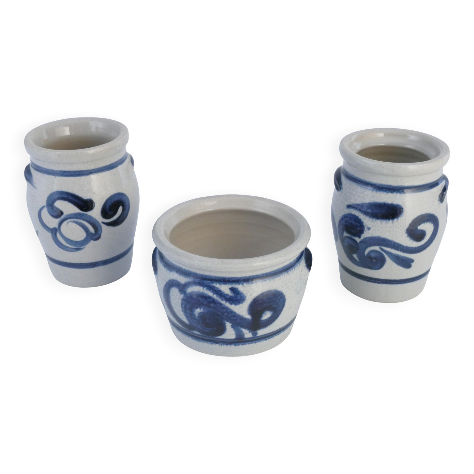 Stoneware Jars with Cobalt Blue Floral Motif from Westerwald, Germany, Set of 3