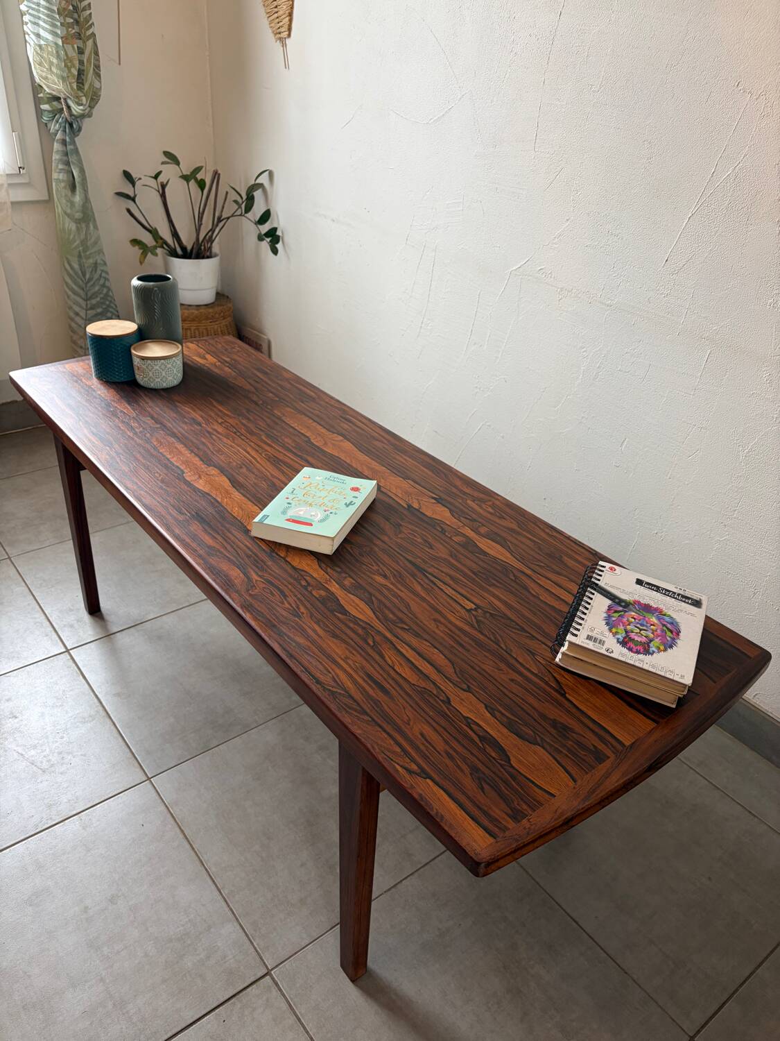 Vintage Scandinavian coffee table in rosewood.