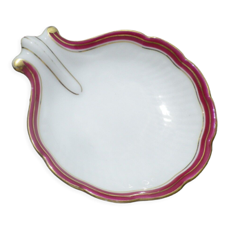 Coupelle en Forme de Coquille St Jaques Porcelaine de Paris 19 ème